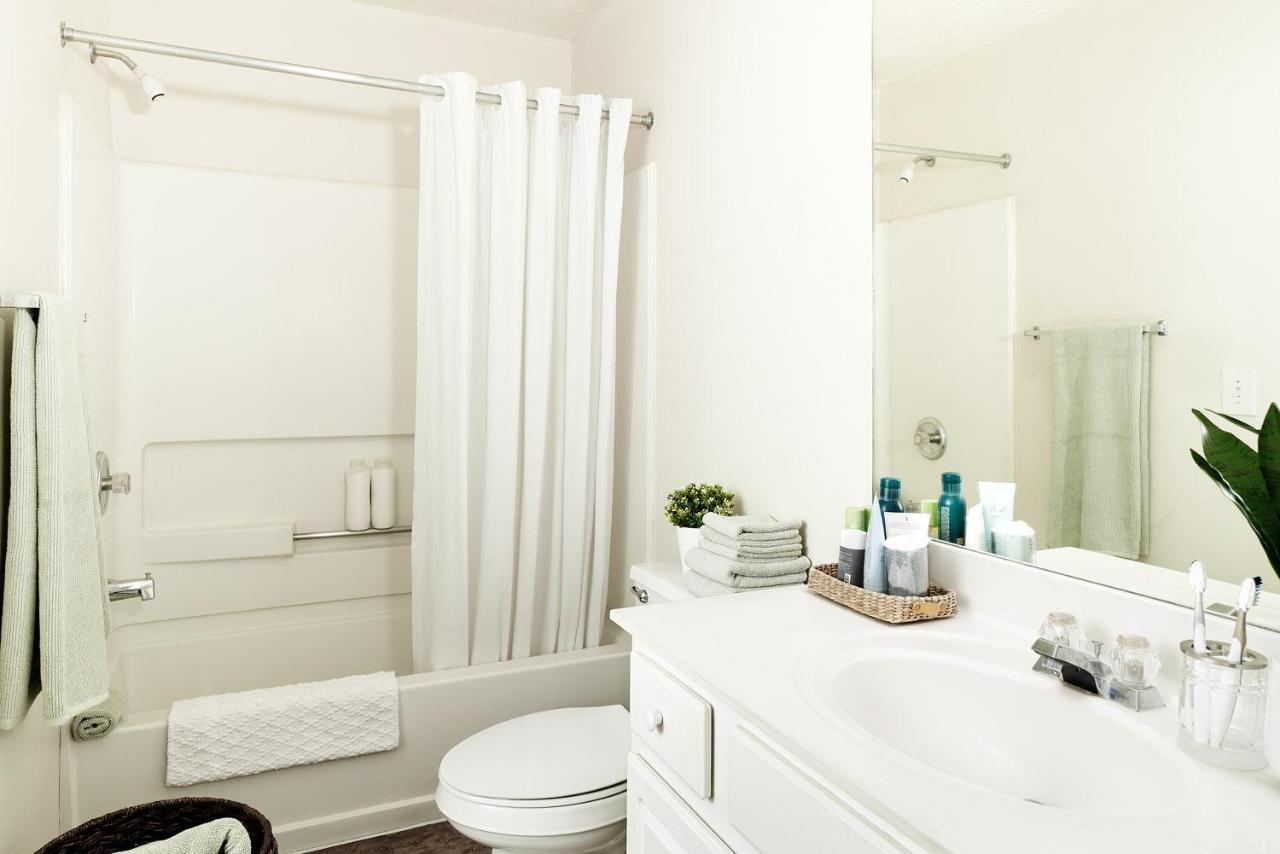 Intown Suites Extended Stay Jacksonville Fl - Baymeadows Экстерьер фото