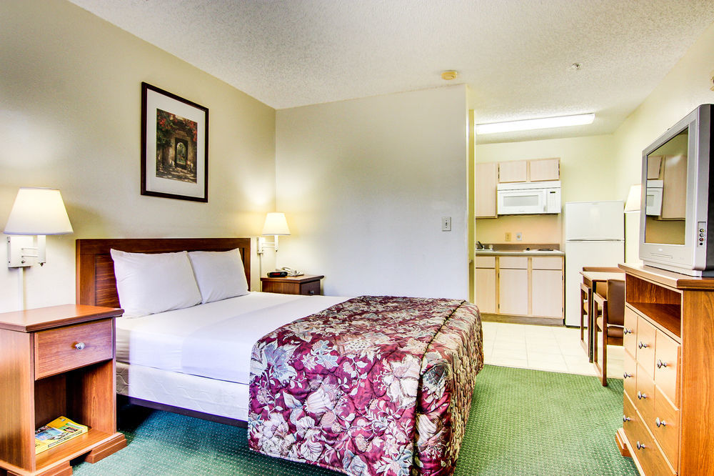 Intown Suites Extended Stay Jacksonville Fl - Baymeadows Экстерьер фото