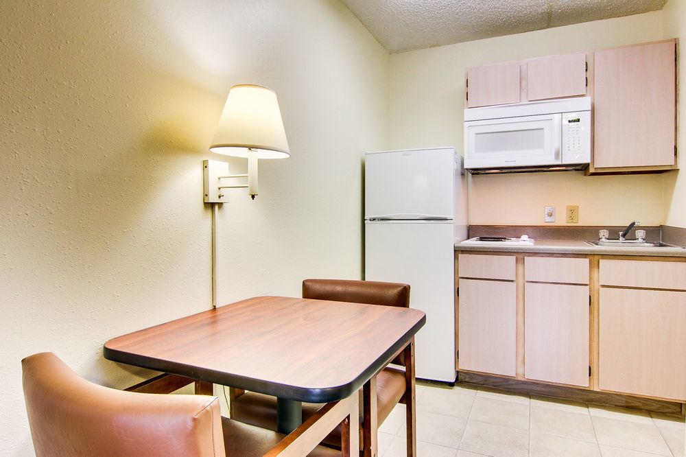 Intown Suites Extended Stay Jacksonville Fl - Baymeadows Экстерьер фото